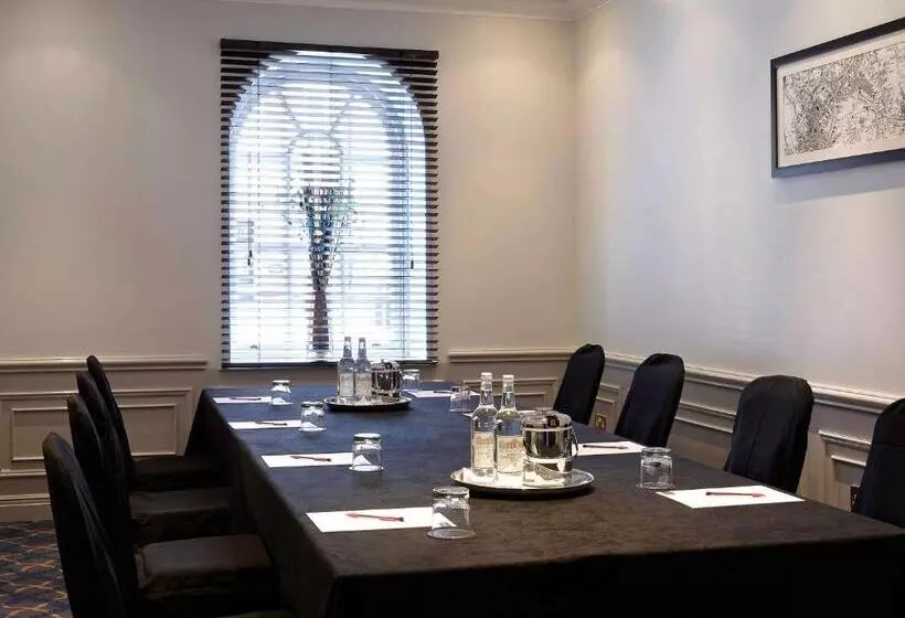 هتل Mercure Exeter Southgate