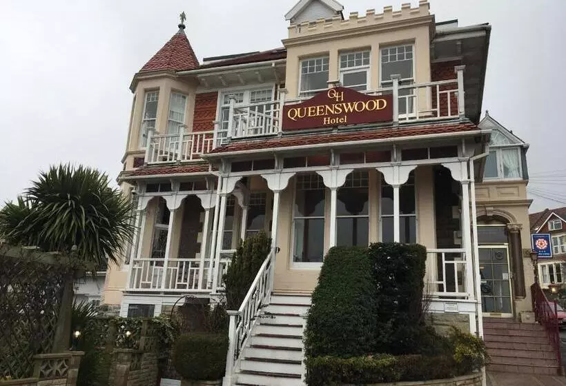 هتل Queenswood