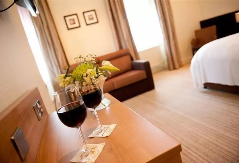 Отель Strangford Arms