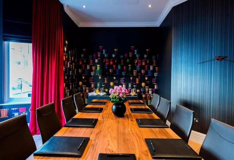 ホテル Xenia, Autograph Collection