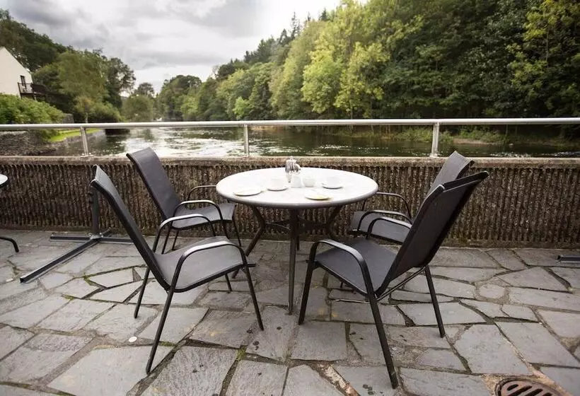 Whitewater Hotel & Spa