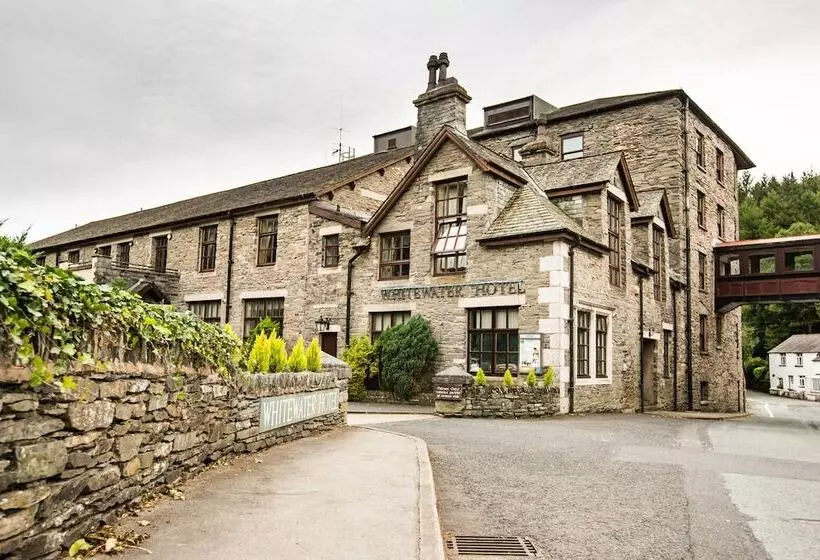 Whitewater Hotel & Spa