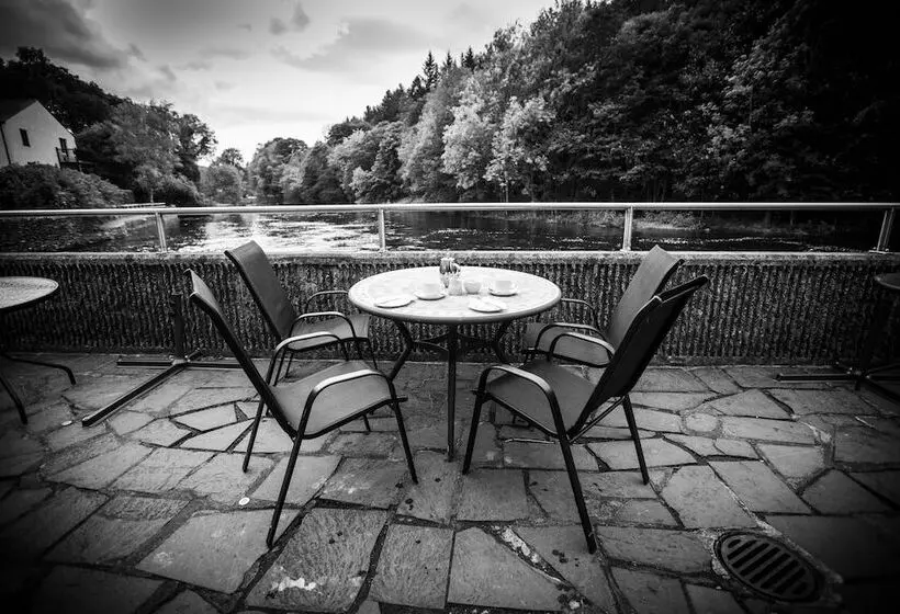 Whitewater Hotel & Spa