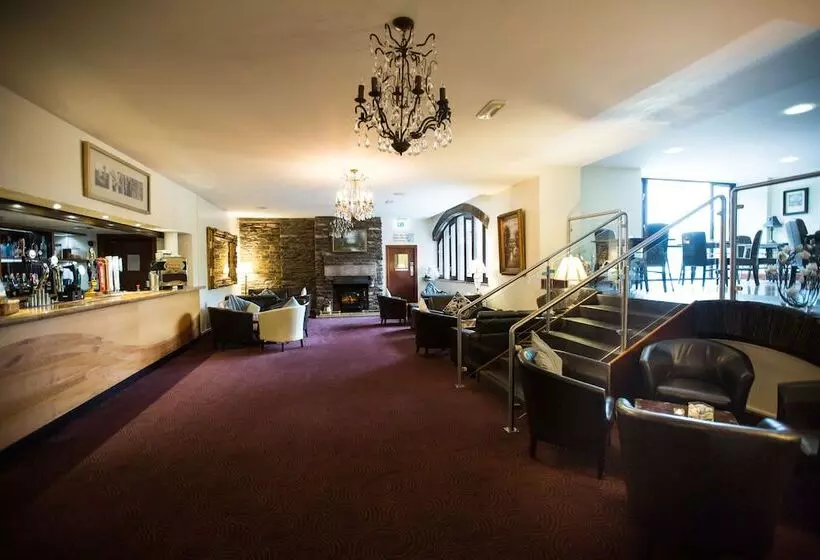 Whitewater Hotel & Spa