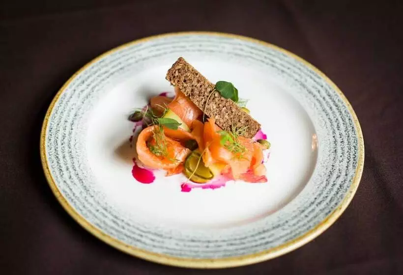 Whitewater Hotel & Spa