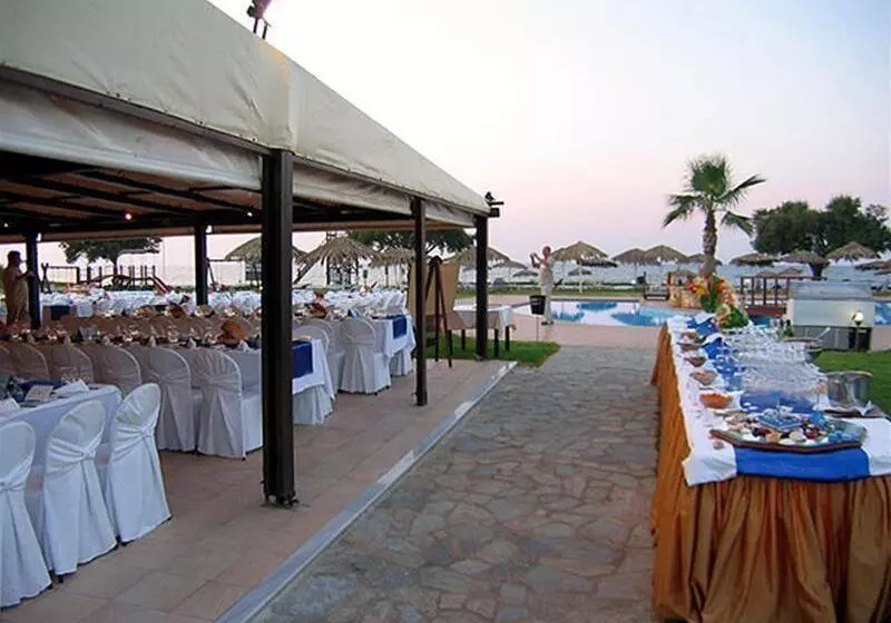 Geraniotis Hotel And Resort