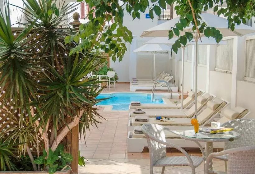 هتل Aeolis Boutique