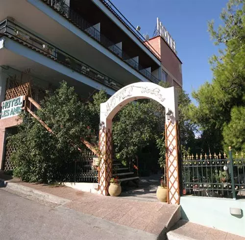 ホテル Airport Les Amis