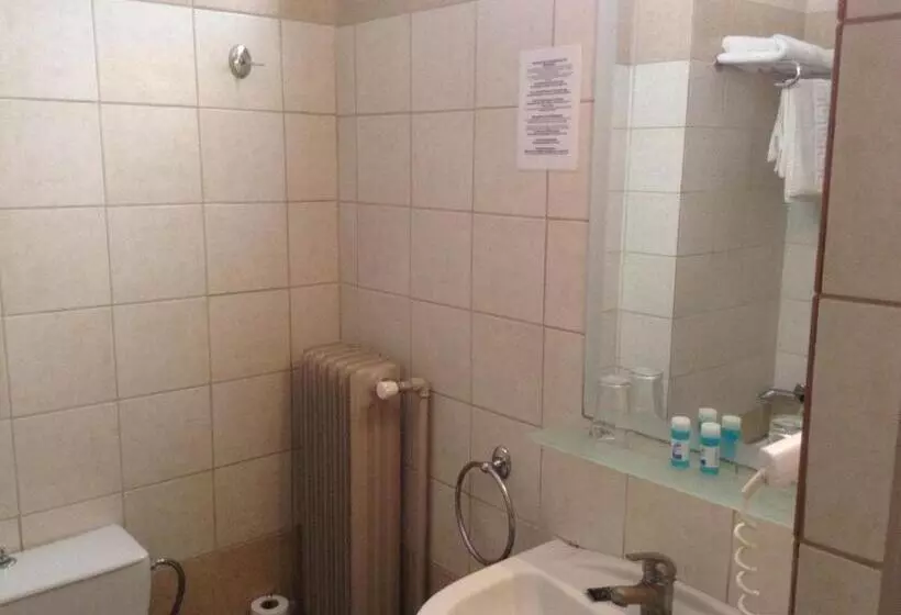 Отель Alexandros