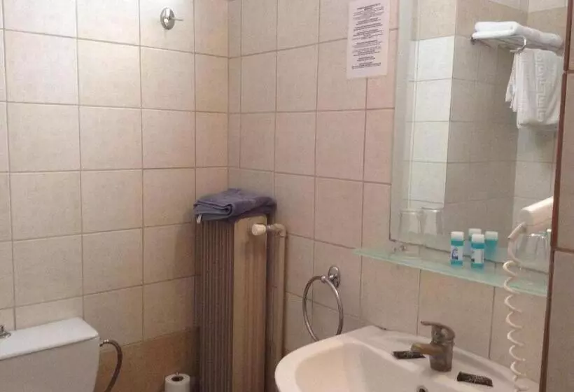 Отель Alexandros