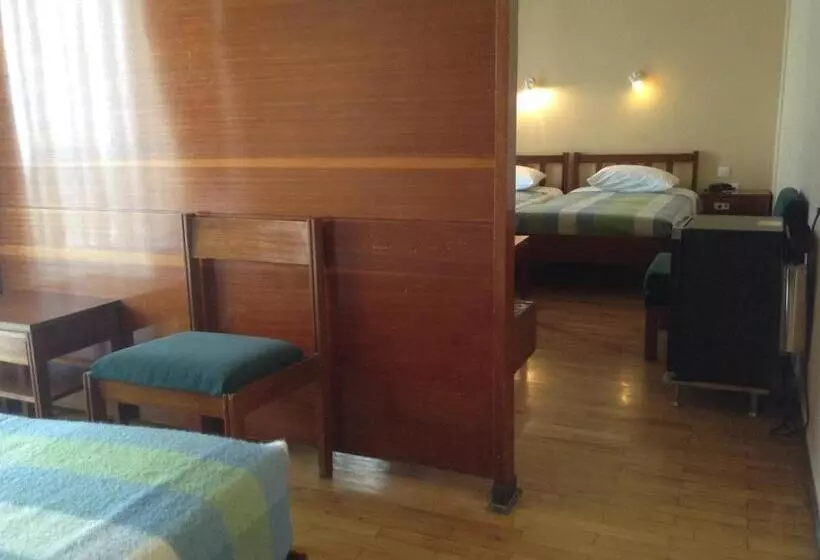 Отель Alexandros