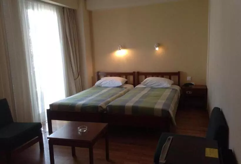 Отель Alexandros