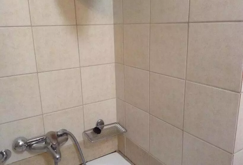 Отель Alexandros