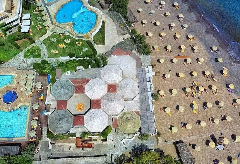 ホテル Apollonia Beach Resort & Spa