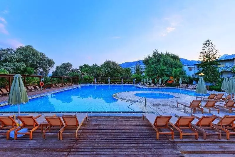 ホテル Apollonia Beach Resort & Spa