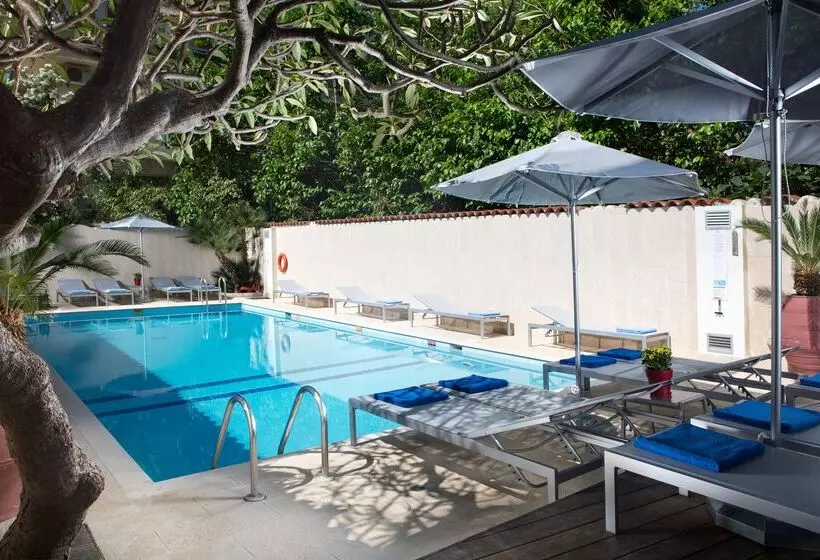 هتل Aquamare City And Beach