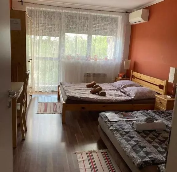 فندق Aranyhíd Apartman