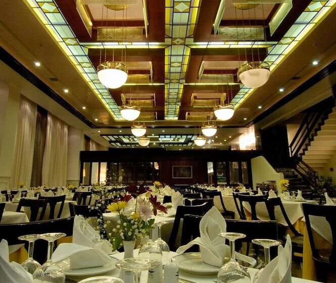 ホテル Astir Patras