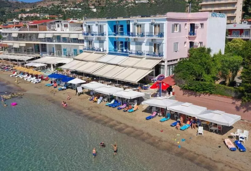 בית מלון כפרי Solon