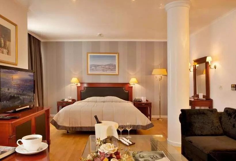 Hotel Theoxenia Palace