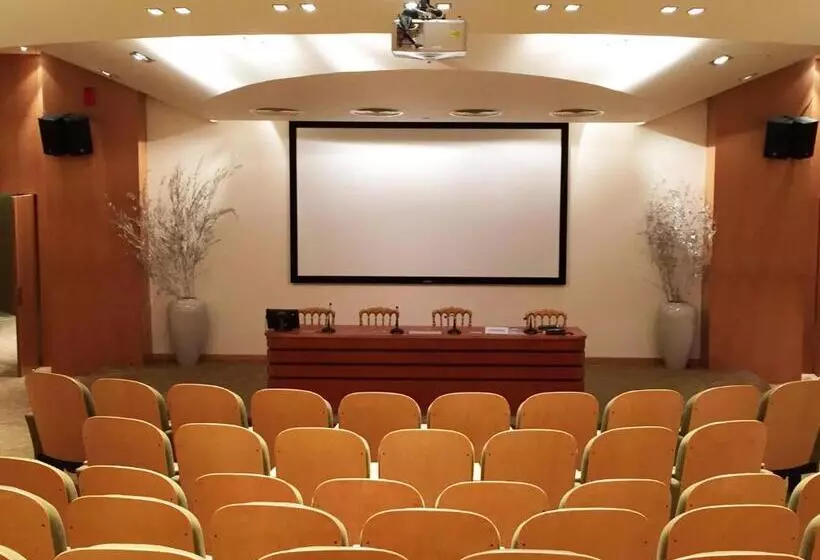 Hotel Theoxenia Palace