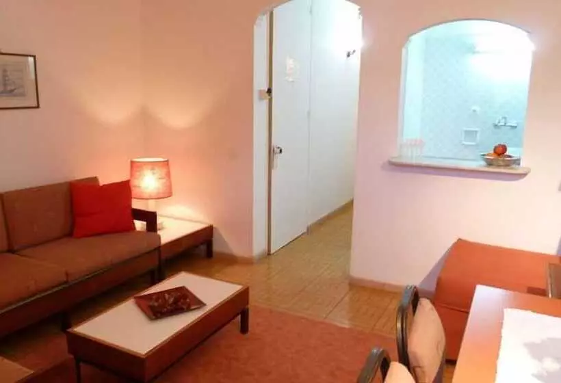 Zina Hotel Apartments