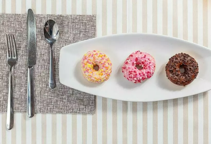 Anastasi Hotel E Residence