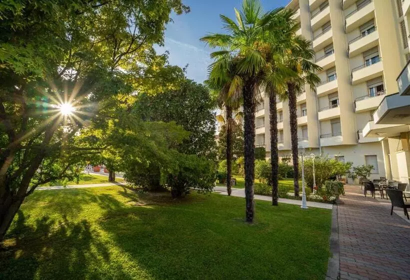 ホテル Ariston Molino Buja