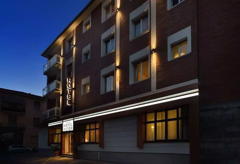 هتل Astor