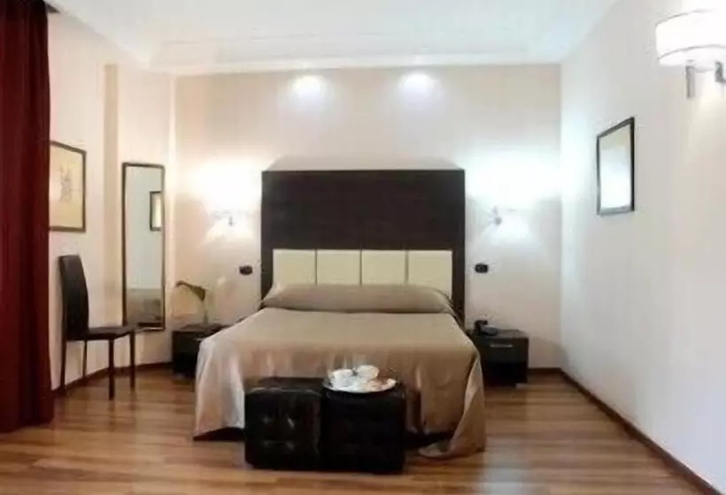 Szálloda Forum Palace