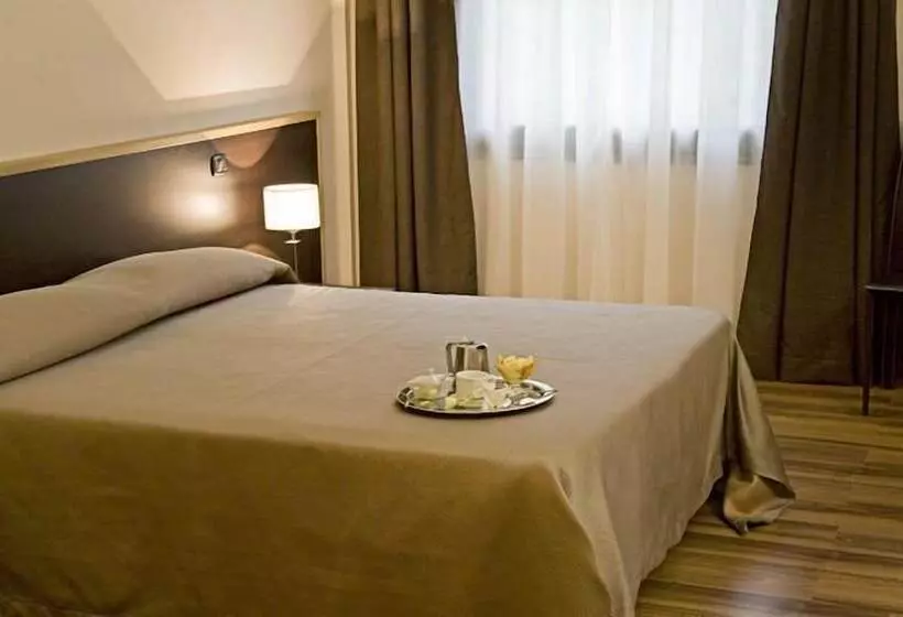 Szálloda Forum Palace