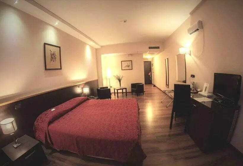 Szálloda Forum Palace