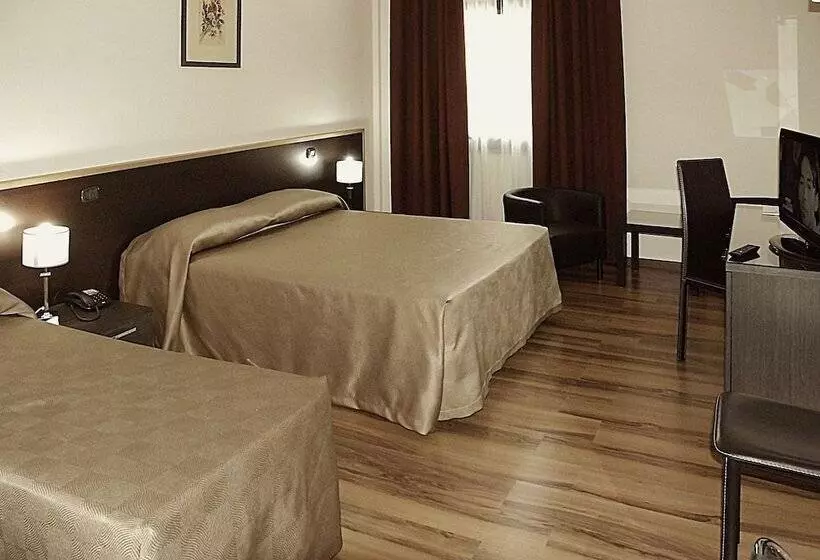 Szálloda Forum Palace