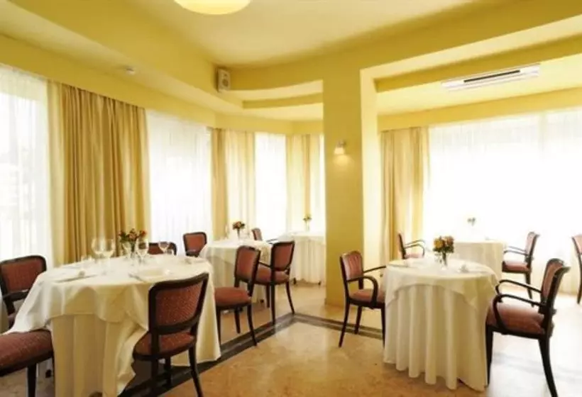 Grand Hotel Mediterranee