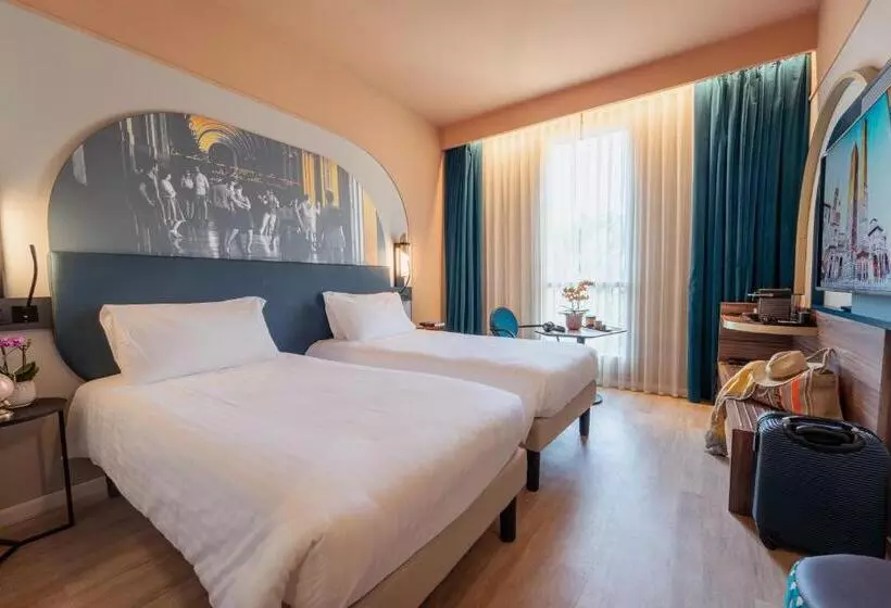 هتل Mercure Bologna Centro