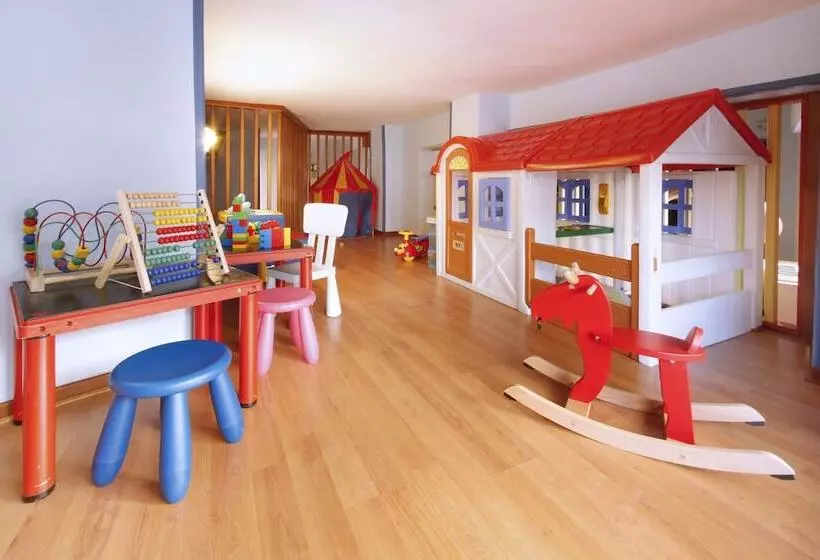 ホテル Ristorante Toscana