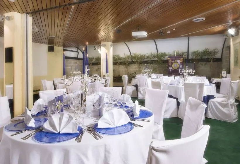 ホテル Ristorante Toscana