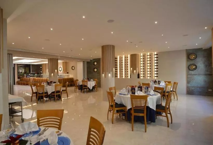 ホテル Ristorante Toscana