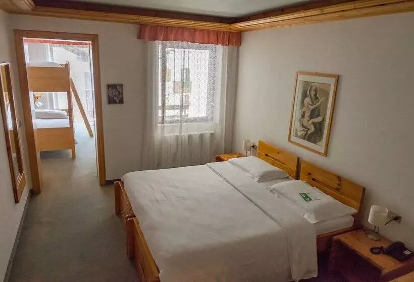 Sporthotel Europa Sul Lago