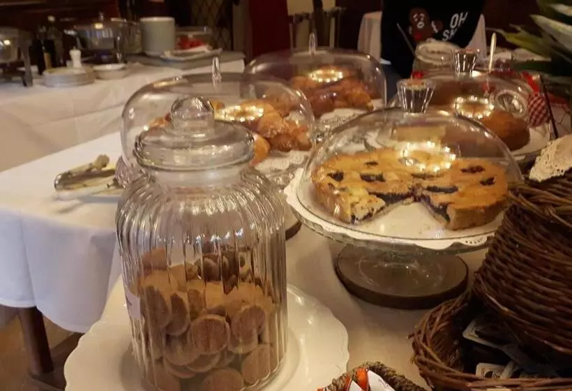 Villa Novecento Romantic Hotel   Estella Hotel Collection