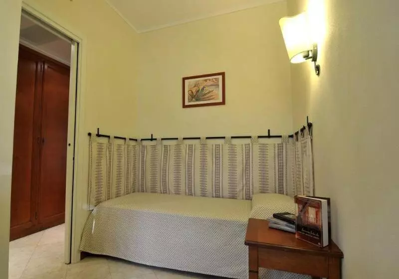 בית מלון כפרי Airone Isola D Elba