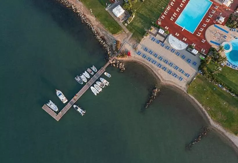 בית מלון כפרי Airone Isola D Elba