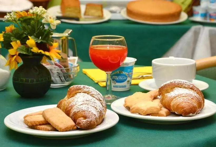 ホテル Albergo Martini