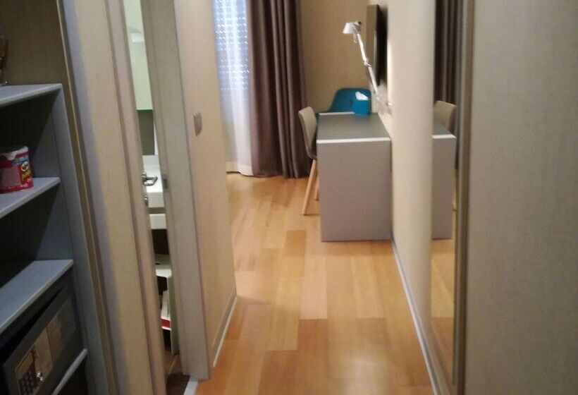 ホテル Best Western Plus City