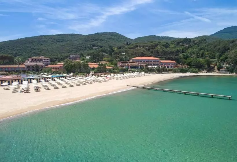 Отель Del Golfo