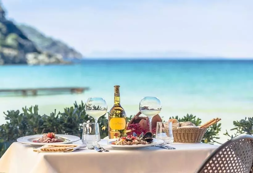 Отель Del Golfo