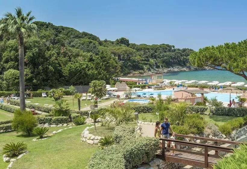 Отель Del Golfo