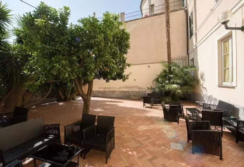 בית מלון כפרי Florenz