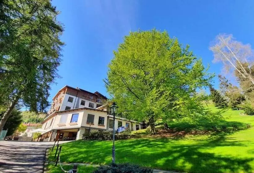 Отель Miramonti Family & Spa