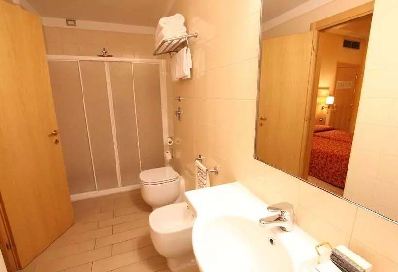 ホテル Mokinba S Cristallo